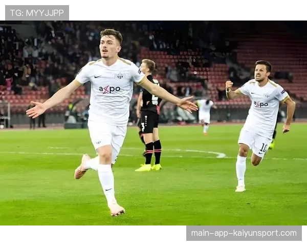 切尔西未能突破卡拉巴赫防线,2-2战平留下隐忧,切尔西战胜巴萨 切尔西未能突破卡拉巴赫防线,2-2战平留下隐忧,切尔西战胜巴萨